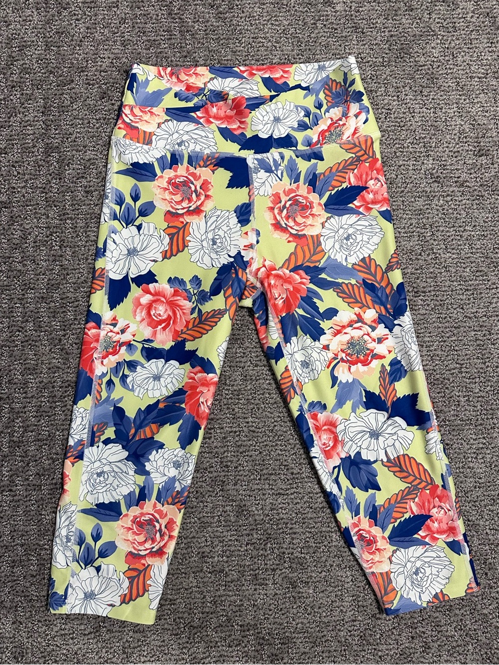 Marika Lotus Zen Capri Legging, Size M